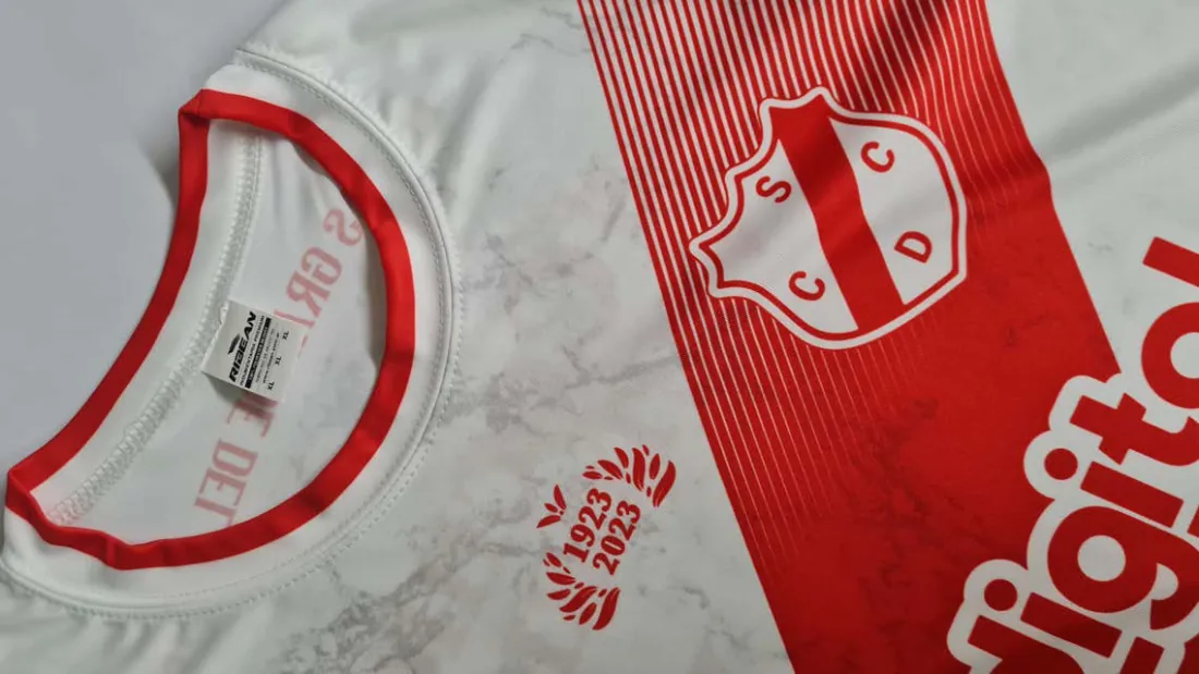 Detalle de cuello · Fútbol